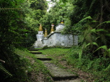 Stupas on the path to Pemayangtse Monastry